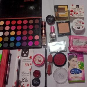 Ladies Make Up