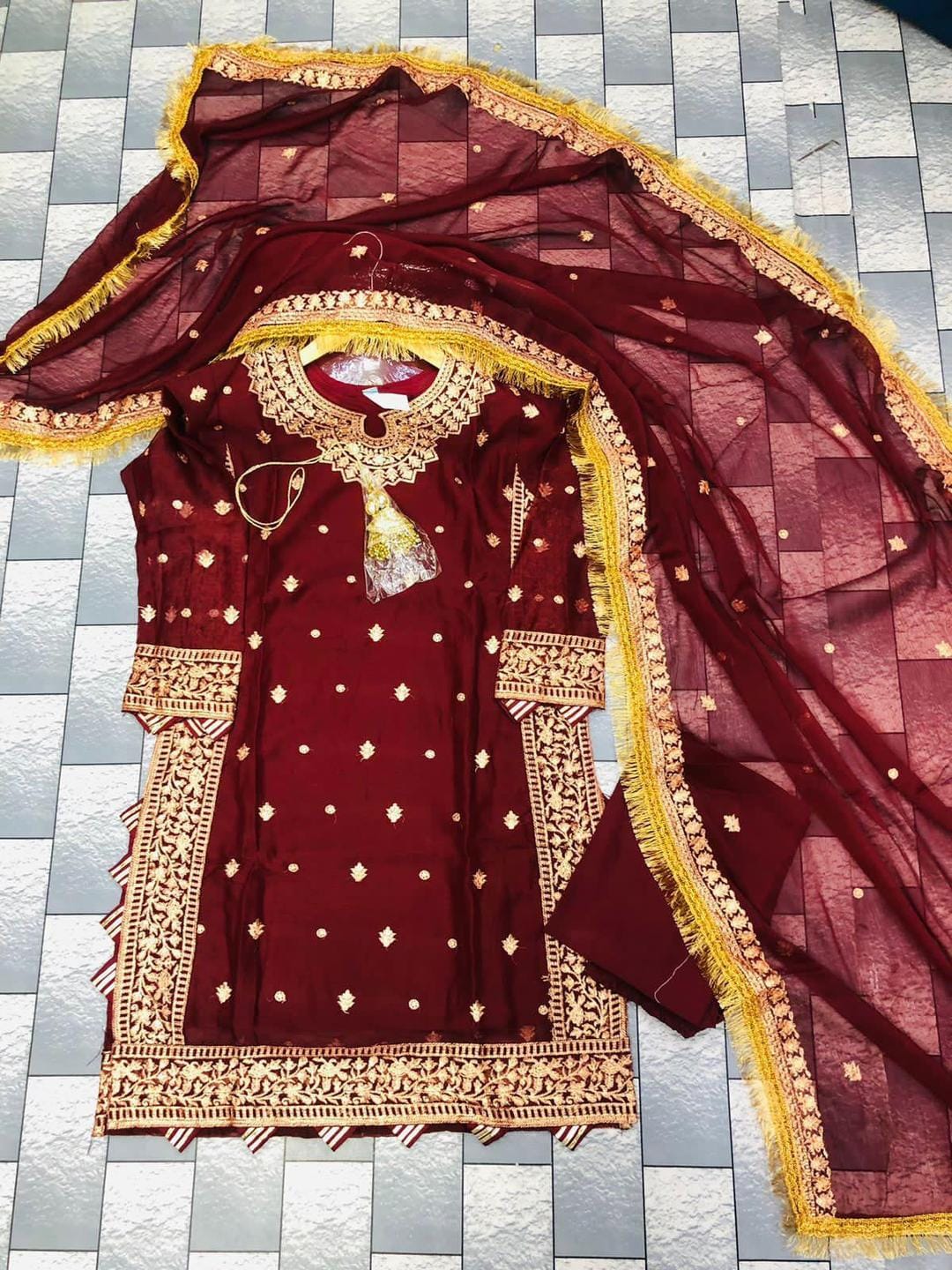 Ladies Clothes Ready Wear