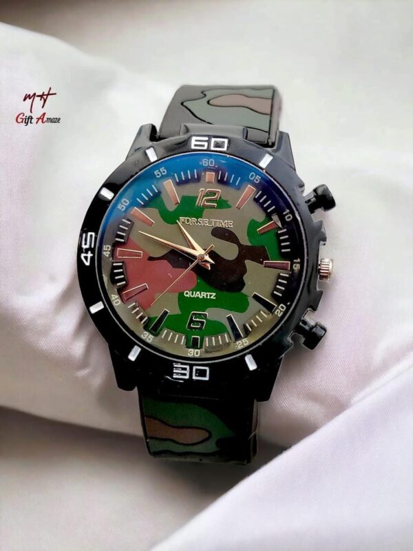Stylish and durable men's watch